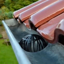 Dakgoot Bladvangers Tegen Verstopte Afvoerpijpen - Set Van 2 Stuks -Buiten Tuin Verpleging dakgootbeschermers 1484066306 3 600