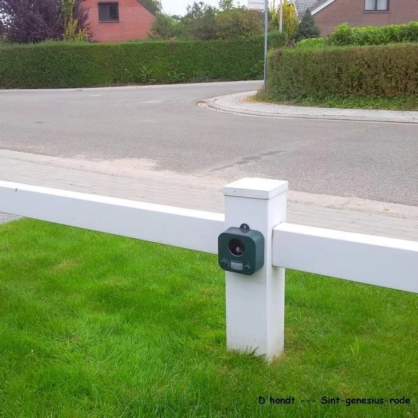 Verjager Katten, Honden, Konijnen,... Op Zonne-energie 4 Verjager Katten, Honden, Konijnen,... Op Zonne-energie - Afbeelding 2